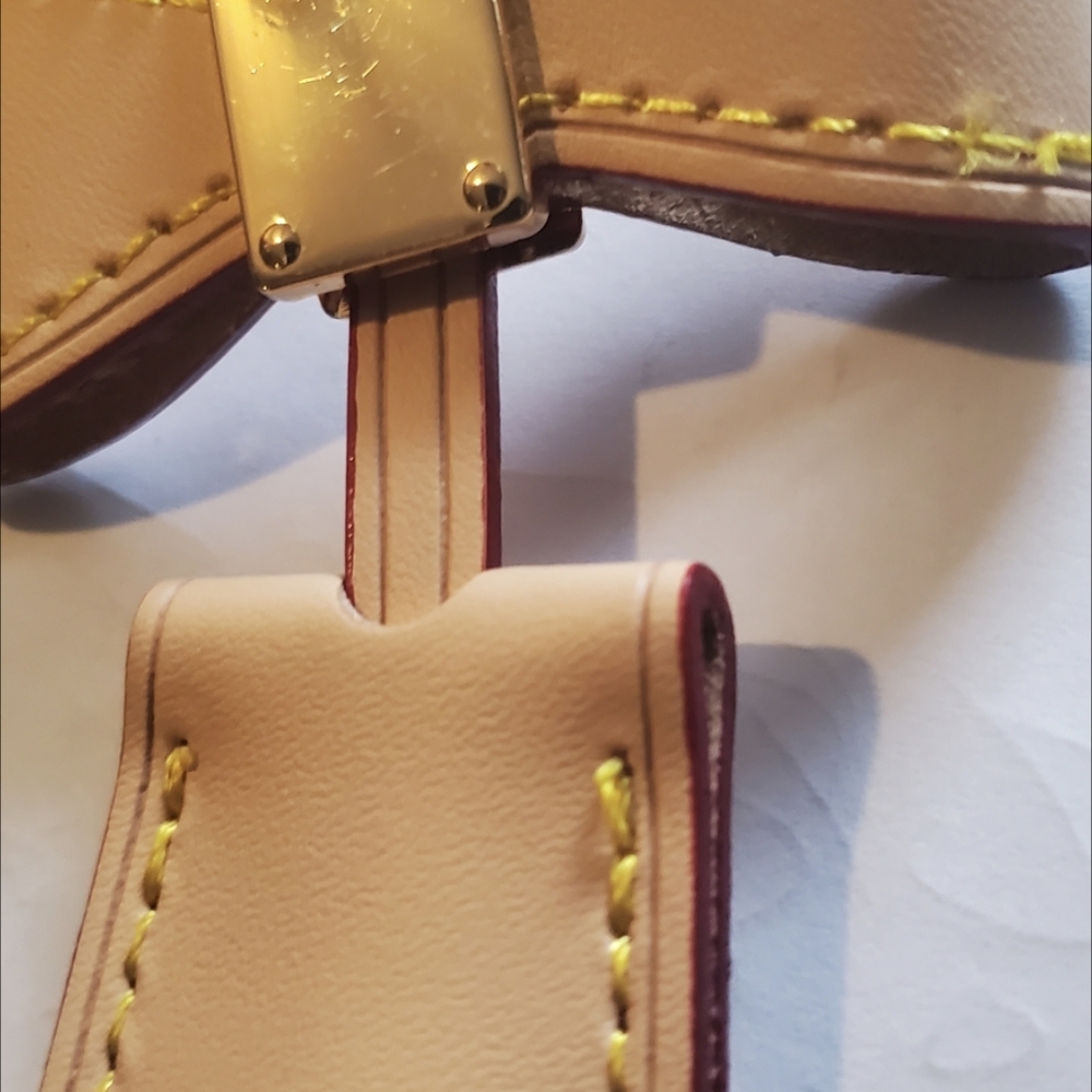 Louis Vuitton Beige Leather Luggage Tag - Picture 2 of 8